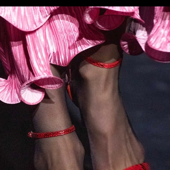 Givenchy $4320. One Shoulder Long  Pleated Runway Dress Gown S 2 - Picture 2 of 9